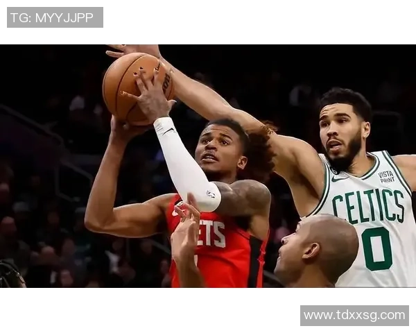 火箭队与凯尔特人精彩对决回顾三月四日比赛全程录像分析
